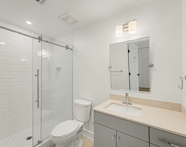 615 Daniels Street - Photo Thumbnail 9