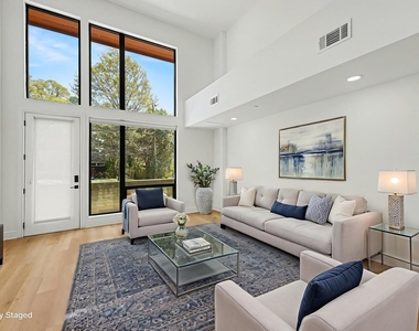 615 Daniels Street - Photo Thumbnail 1