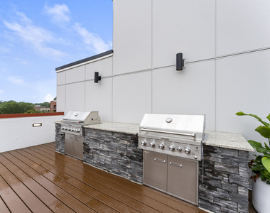 615 Daniels Street - Photo Thumbnail 14
