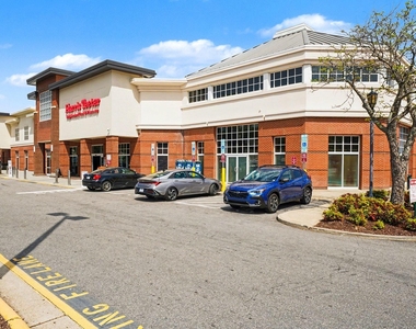 615 Daniels Street - Photo Thumbnail 22