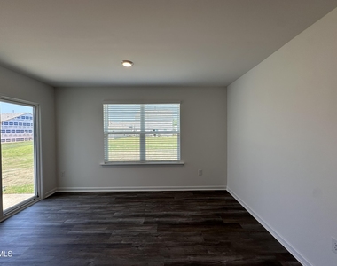 250 Bay Laurel Drive - Photo Thumbnail 11