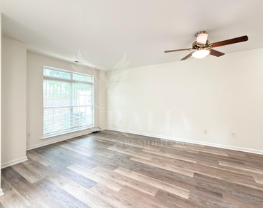 3021 Barrymore Street - Photo Thumbnail 3
