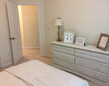 637 Briarcliff Street - Photo Thumbnail 14