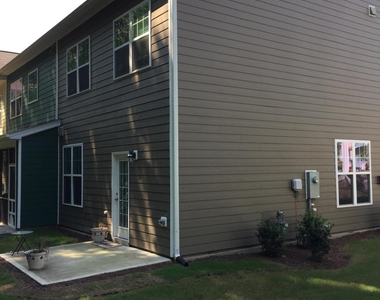 637 Briarcliff Street - Photo Thumbnail 17