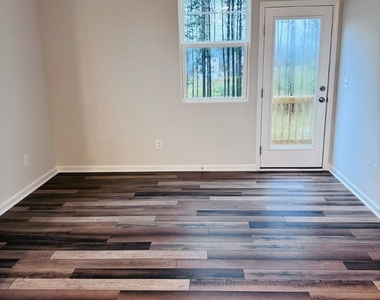 457 Carolina Springs Boulevard - Photo Thumbnail 11