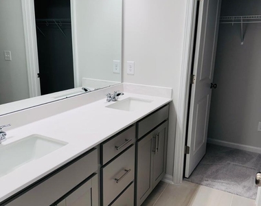 457 Carolina Springs Boulevard - Photo Thumbnail 21