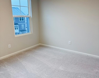 457 Carolina Springs Boulevard - Photo Thumbnail 26