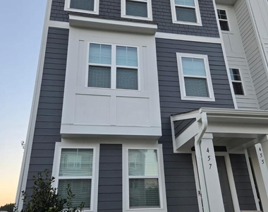 457 Carolina Springs Boulevard - Photo Thumbnail 2