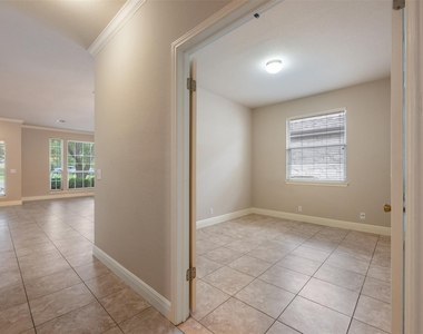 11619 Sonoma Dr - Photo Thumbnail 11