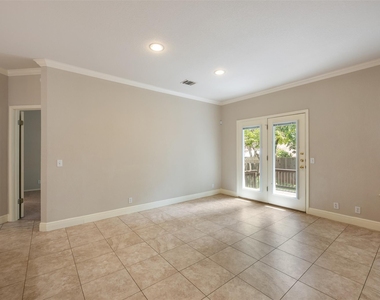 11619 Sonoma Dr - Photo Thumbnail 22