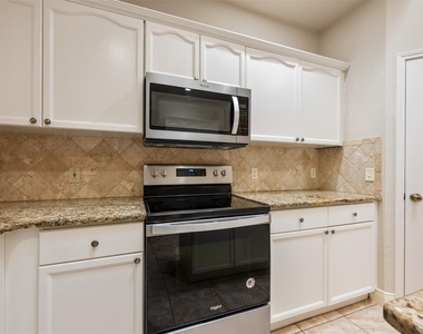 11619 Sonoma Dr - Photo Thumbnail 16