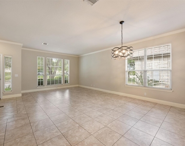 11619 Sonoma Dr - Photo Thumbnail 9