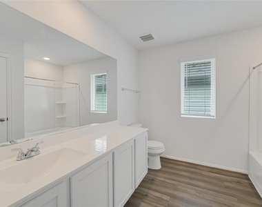 133 Everglades Dr - Photo Thumbnail 19