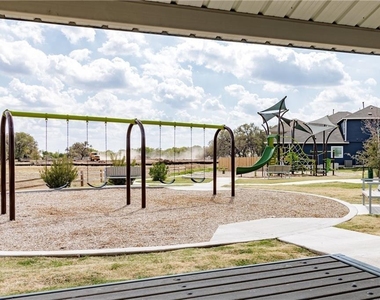 133 Everglades Dr - Photo Thumbnail 27