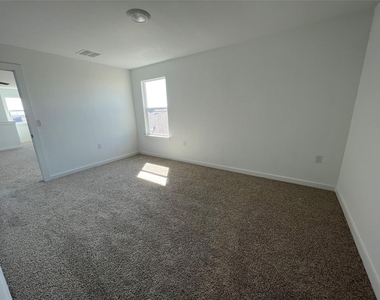 13820 Lubeck Dr - Photo Thumbnail 18
