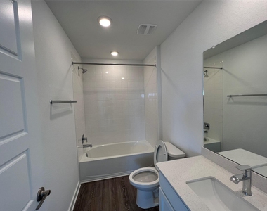 13820 Lubeck Dr - Photo Thumbnail 16