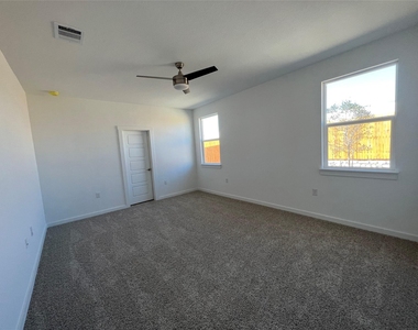 13820 Lubeck Dr - Photo Thumbnail 19