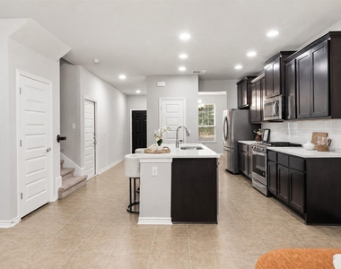 9008 Gage Dr - Photo Thumbnail 5