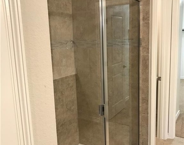 9008 Gage Dr - Photo Thumbnail 2