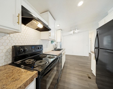4654 Old Howard Rd - Photo Thumbnail 10