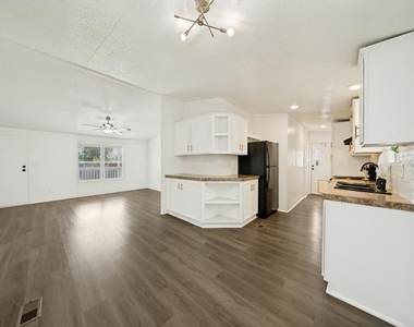 4654 Old Howard Rd - Photo Thumbnail 8