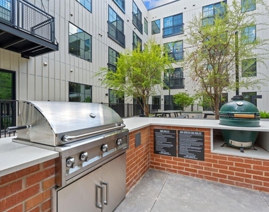 4315 S Congress Ave - Photo Thumbnail 12