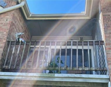 2415 W Slaughter Ln - Photo Thumbnail 6