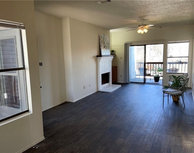 2415 W Slaughter Ln - Photo Thumbnail 21