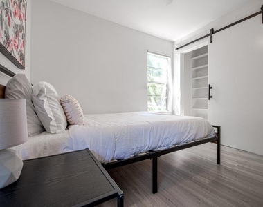 122 Havana St - Photo Thumbnail 15
