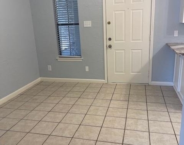 4401 Speedway - Photo Thumbnail 4