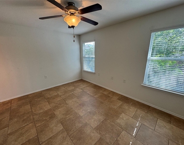 8901 Stambourne St - Photo Thumbnail 7
