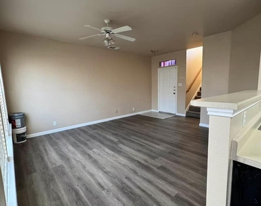 2705 Westhampton Ct - Photo Thumbnail 2