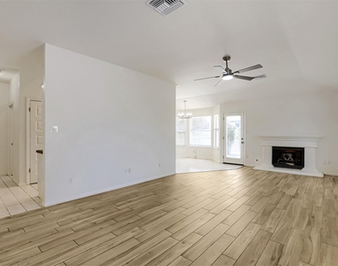 14601 Montoro Dr - Photo Thumbnail 2