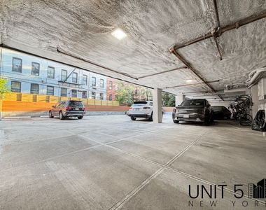 1312 Lincoln Place - Photo Thumbnail 13