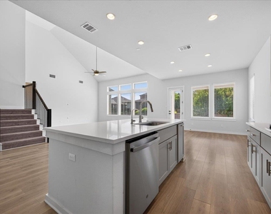 1330 Stone Manor Trail - Photo Thumbnail 13