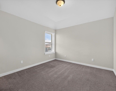 1330 Stone Manor Trail - Photo Thumbnail 21