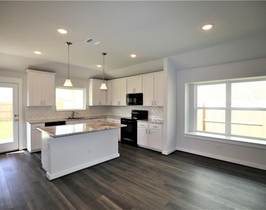 635 Pheasant Hill Ln - Photo Thumbnail 10
