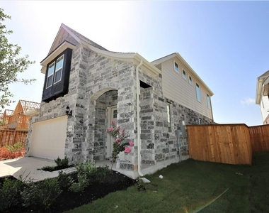 635 Pheasant Hill Ln - Photo Thumbnail 2