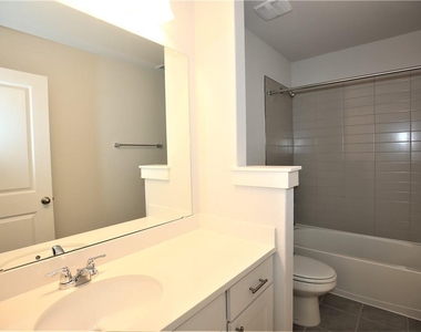 635 Pheasant Hill Ln - Photo Thumbnail 20