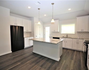 635 Pheasant Hill Ln - Photo Thumbnail 9