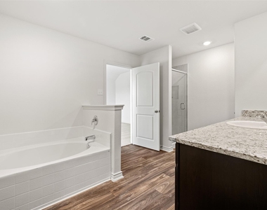14301 Prairie Sod Ln - Photo Thumbnail 9