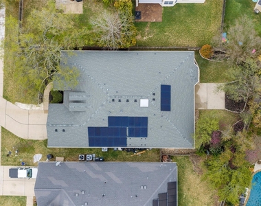 2527 Crenshaw Dr - Photo Thumbnail 2