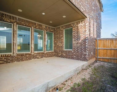 932 Azul Lagoon Dr - Photo Thumbnail 24