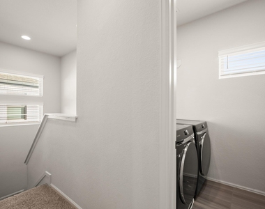 932 Azul Lagoon Dr - Photo Thumbnail 17