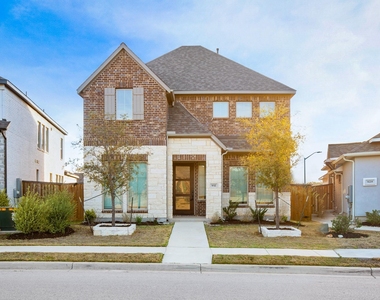 932 Azul Lagoon Dr - Photo Thumbnail 2