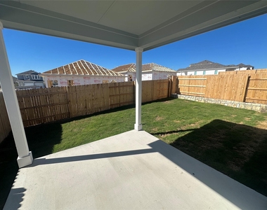 2709 Derwent Dr - Photo Thumbnail 13