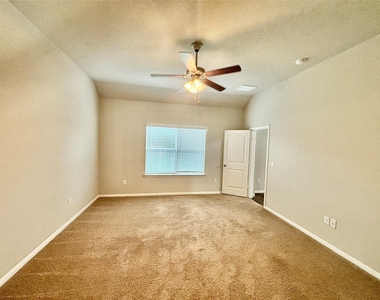 1905 Alamo Heights Ave - Photo Thumbnail 11