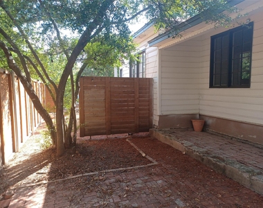 2808 Windsor Rd - Photo Thumbnail 1