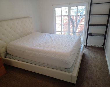 2808 Windsor Rd - Photo Thumbnail 8