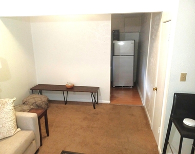 2808 Windsor Rd - Photo Thumbnail 6